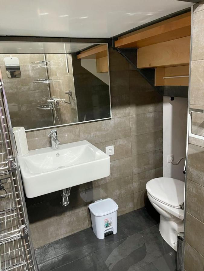 Loft En Carrera De La Virgen Lägenhet Granada Exteriör bild
